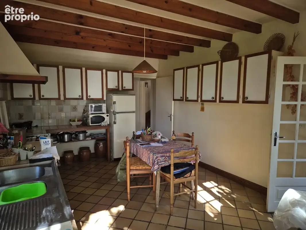 Corps de Ferme de 340 m2, avec plusieurs maisons indépendantes et 200 m2 de dépendances - photo 70