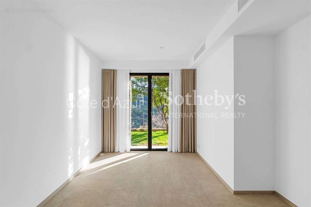 Maison à ROQUEBRUNE-CAP-MARTIN