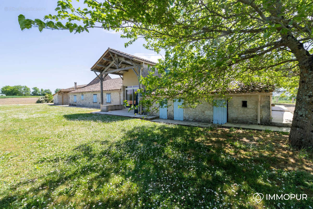 Maison à BOISSE