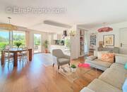 Appartement à SAINT-LAURENT-DU-VAR