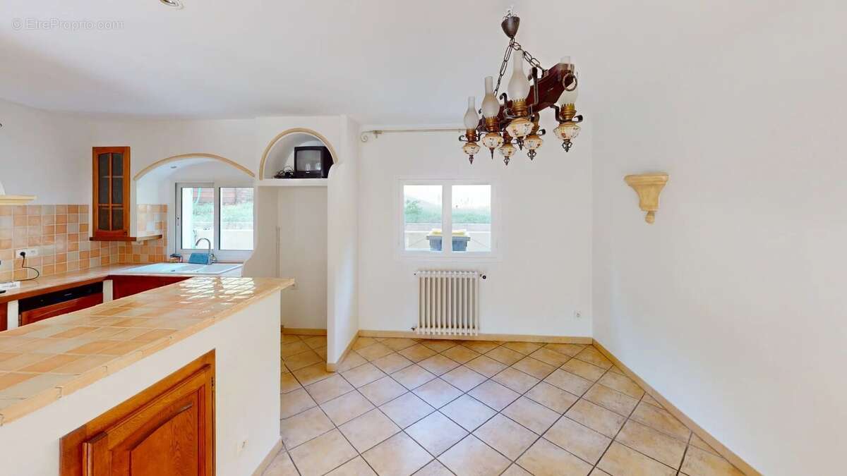 Maison à CAGNES-SUR-MER