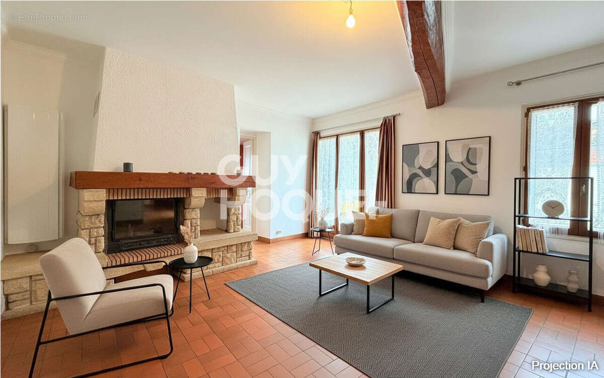 Maison à EZY-SUR-EURE