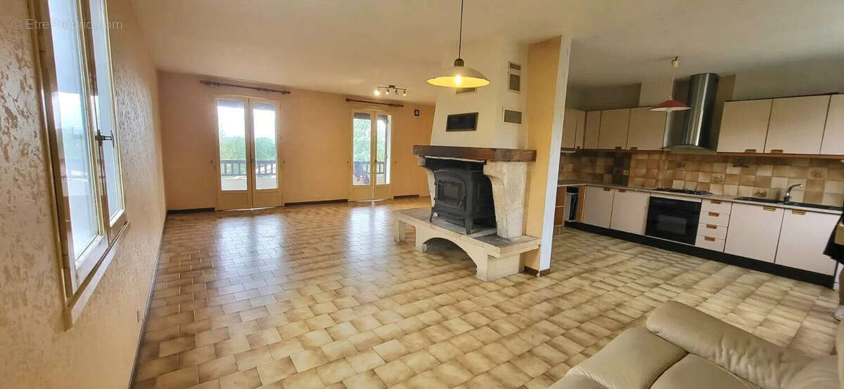 Maison à LEMBRAS