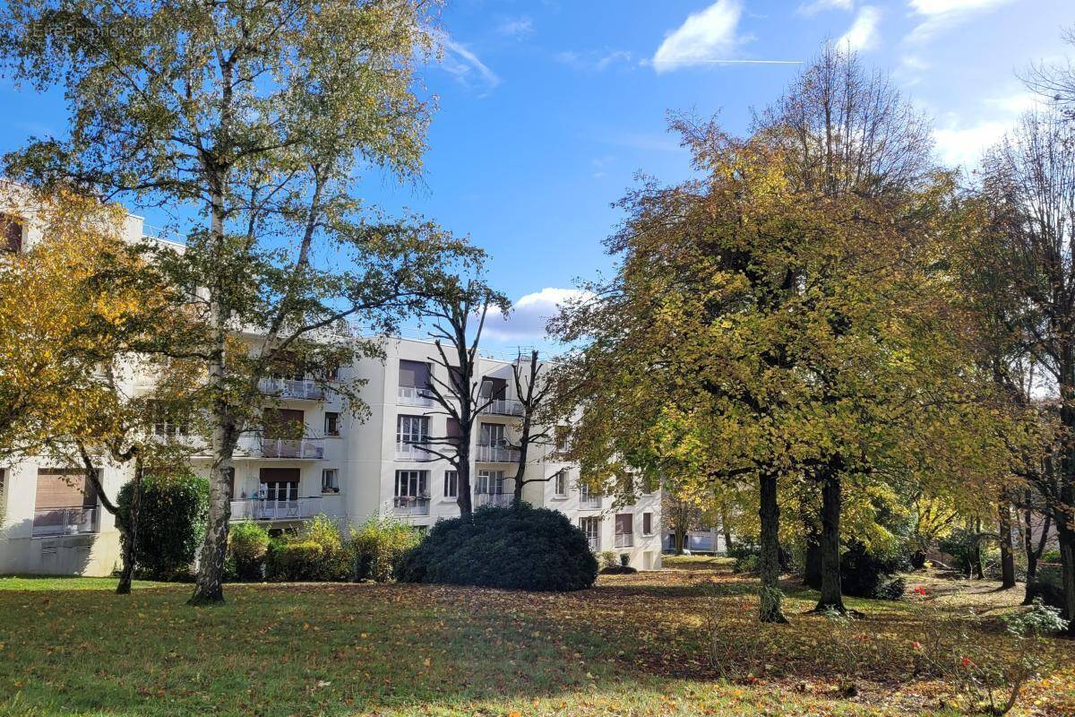 Appartement à SEVRES
