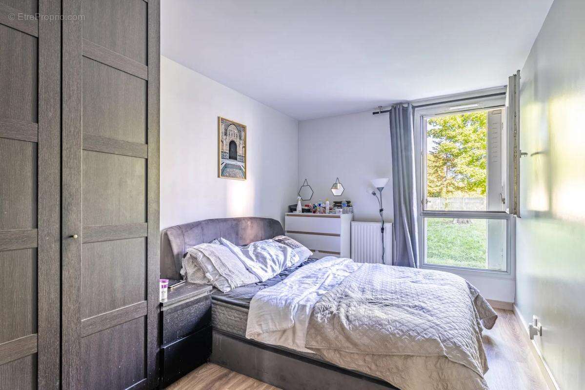 Appartement à BONNEUIL-SUR-MARNE