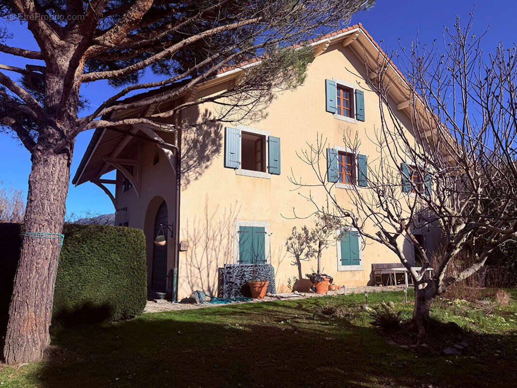 Maison à FESSY