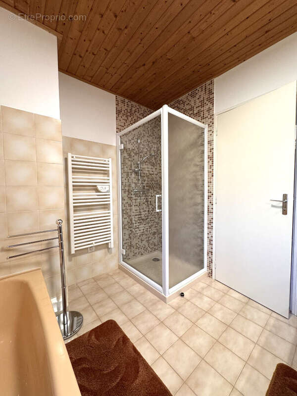 Maison à VENANSAULT