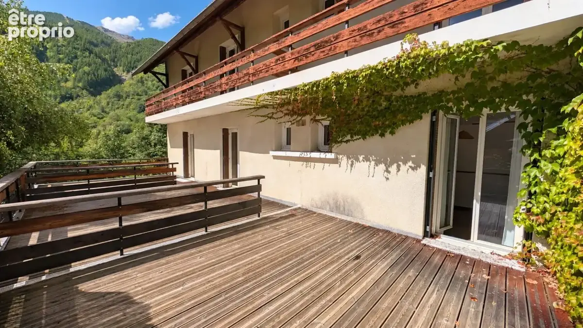 Pelvoux : T3 à aménager avec terrasse de 60m² - photo 6