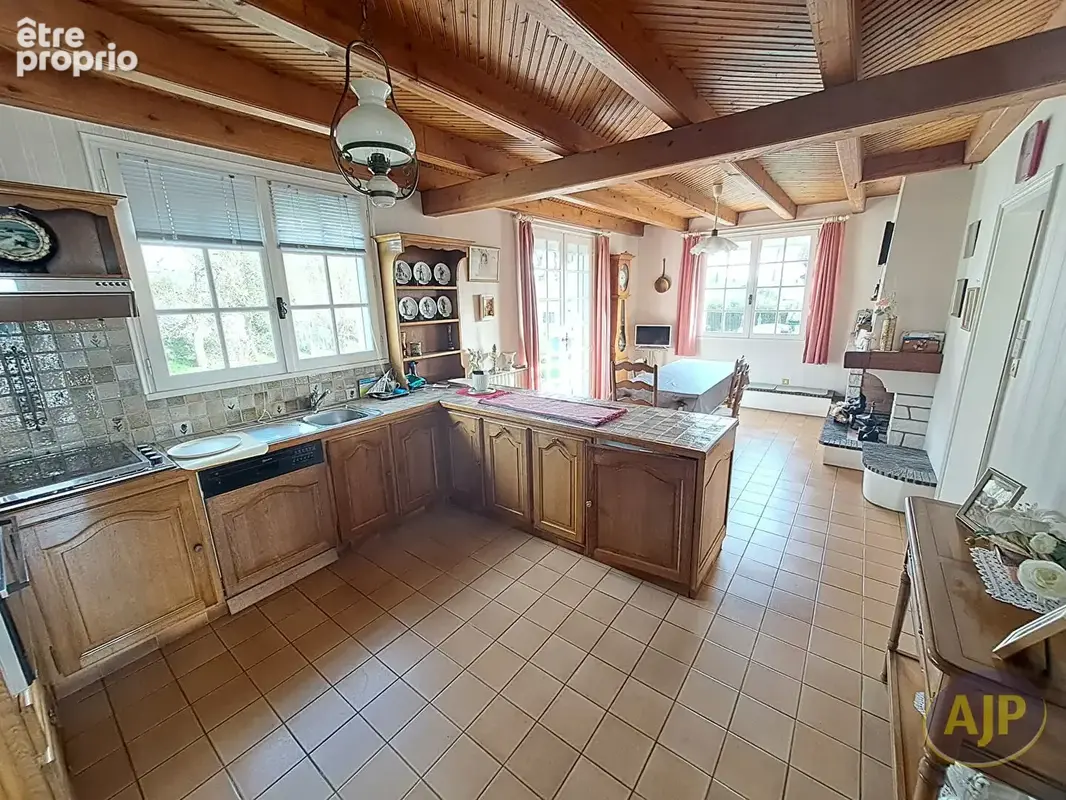 CHALLANS - Maison 3 chambres - photo 4