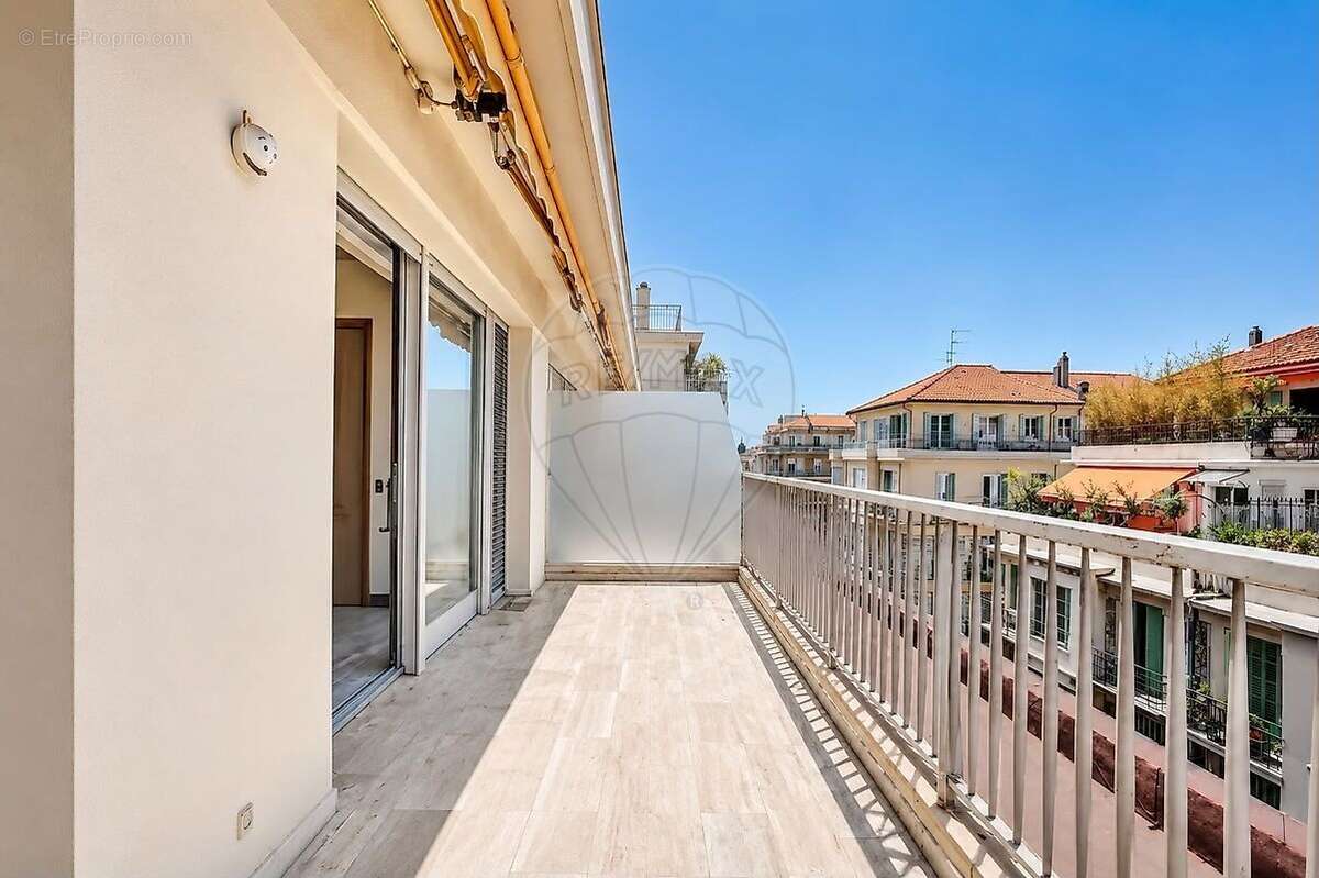 Appartement à NICE