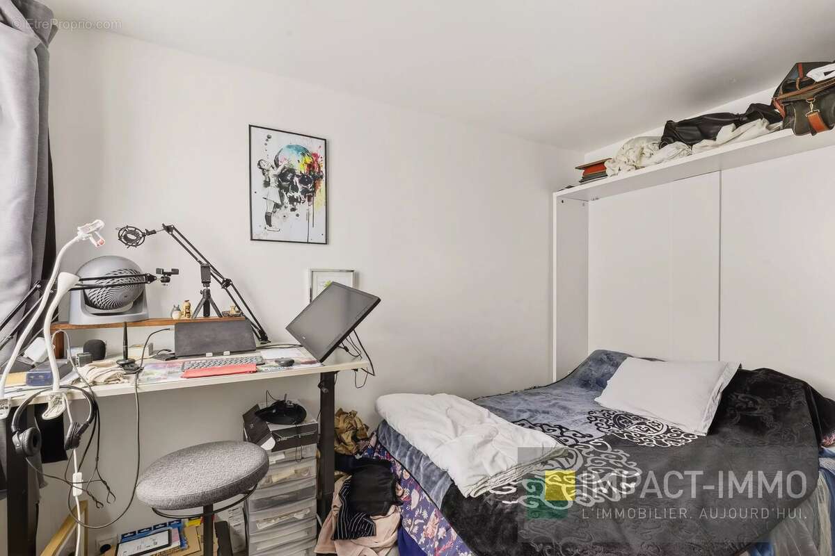 Appartement à PARIS-17E