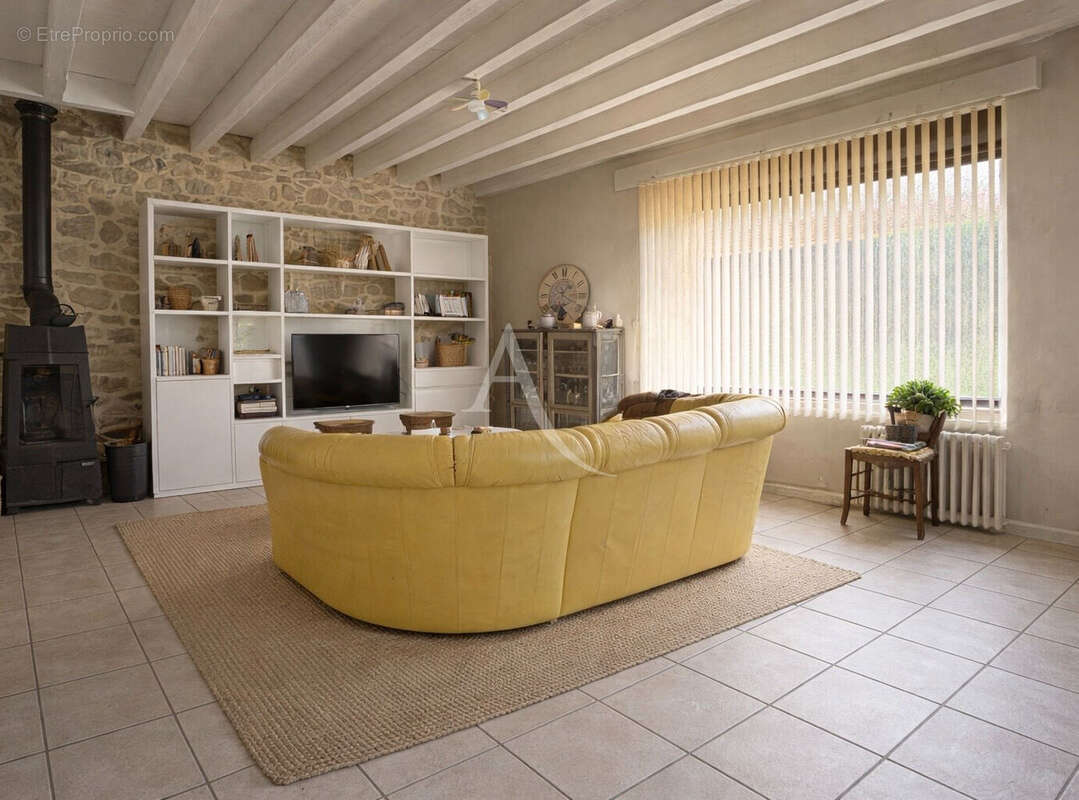Maison à ANTUGNAC