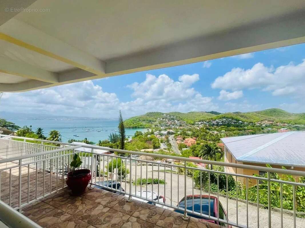 Appartement à LES TROIS-ILETS