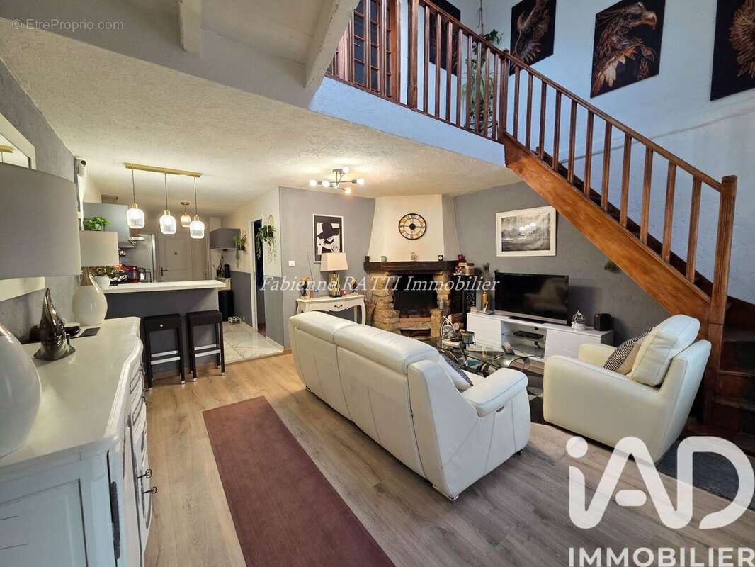 Photo 2 - Maison à CARRIERES-SUR-SEINE