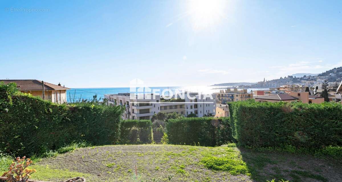 Appartement à MENTON