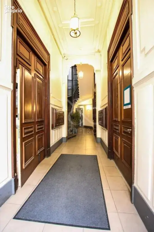 Local commercial de 156 m² - photo 4