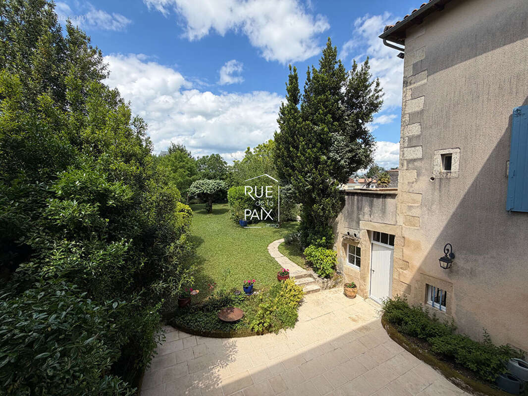 Propriété de caractère - Saint-Maixent-l'École  - 8 chambres - 309m² - photo 15
