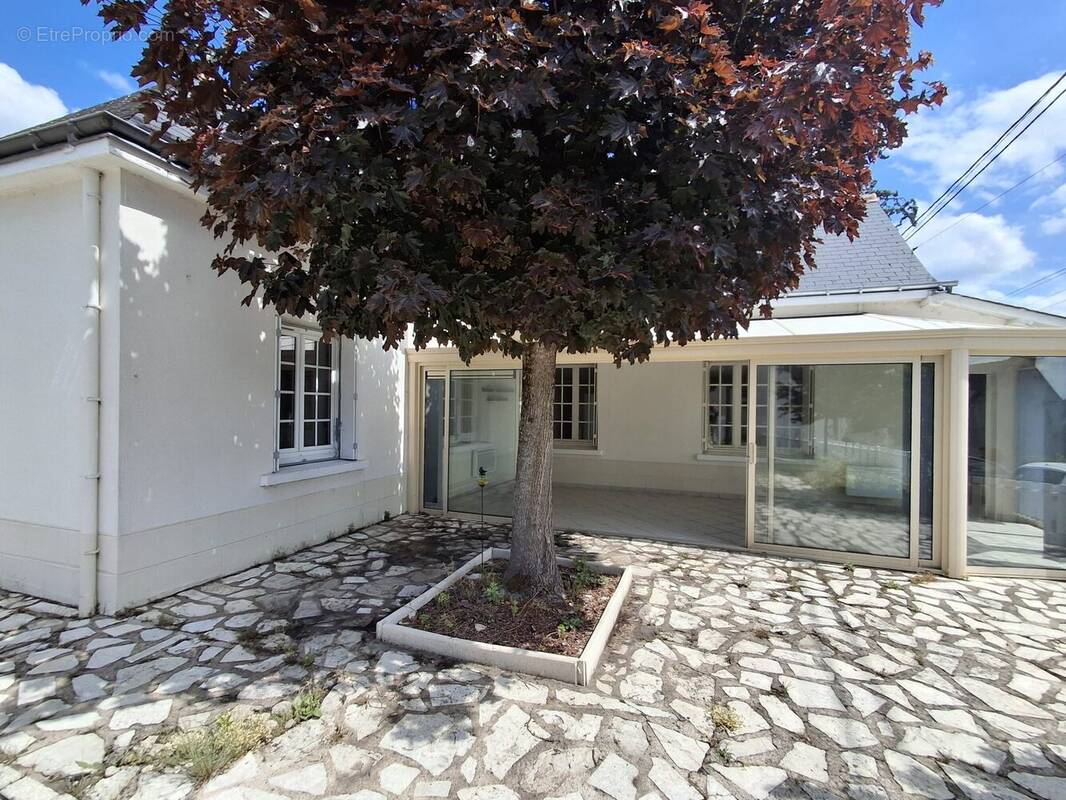 Maison à MONTLOUIS-SUR-LOIRE