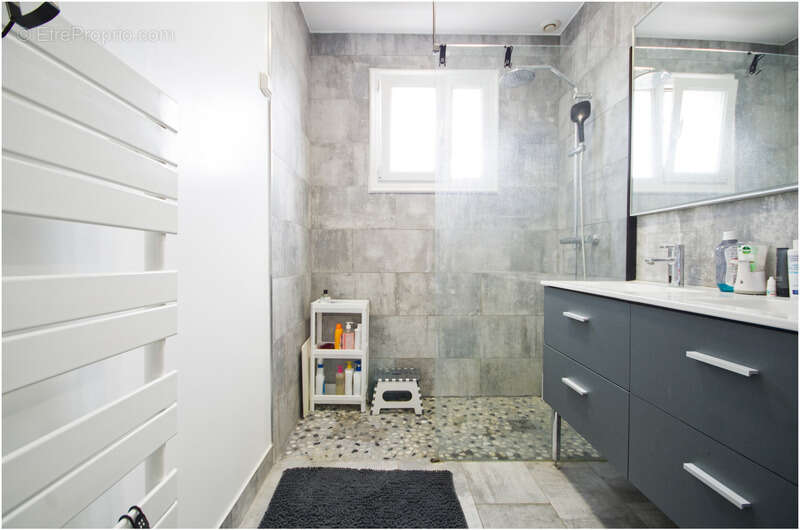 Maison à JAUNAY-CLAN