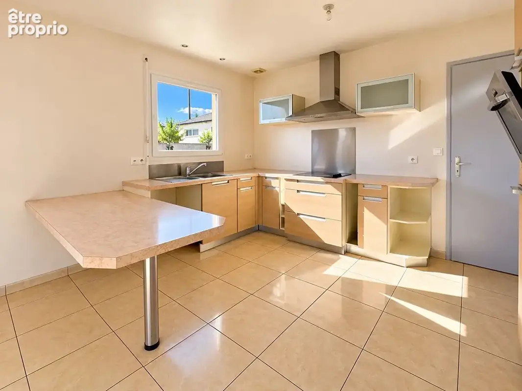 Maison entierrement de plain pied à vendre à Ploumagoar - Rare sur le marché - photo 2