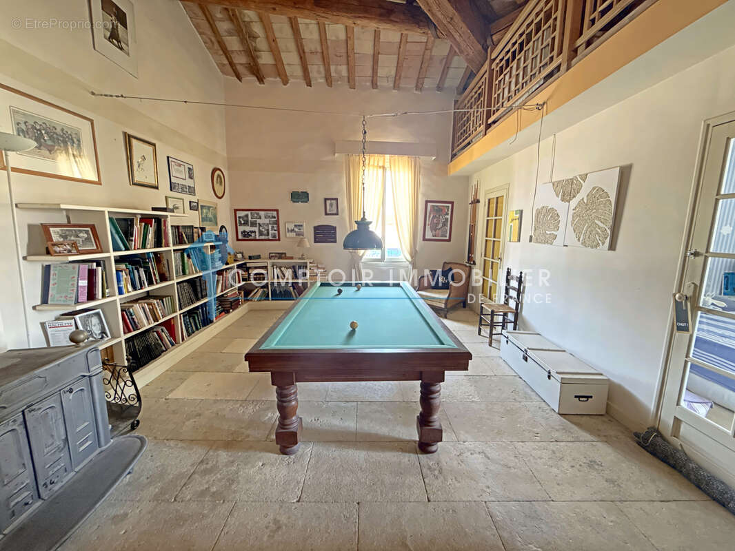 À Vendre- Maison Vigneronne 225 M2 - 7 pièces - photo 10