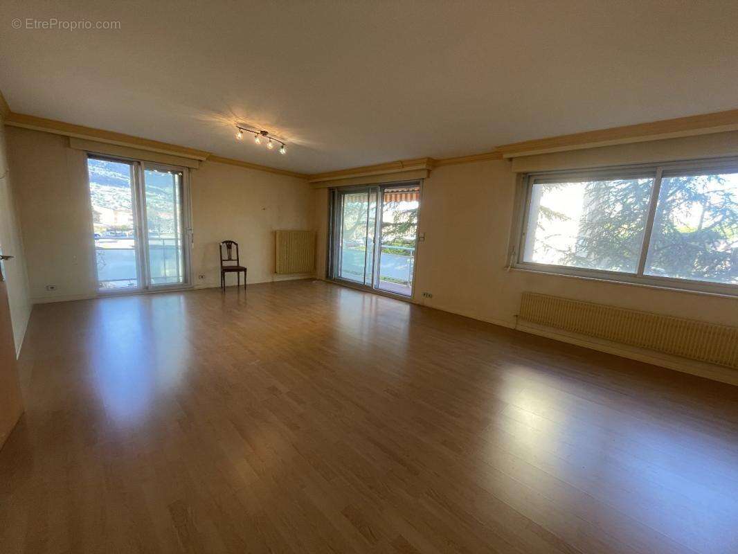 Appartement à MILLAU