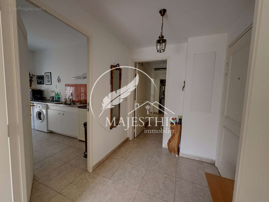 Appartement à HYERES
