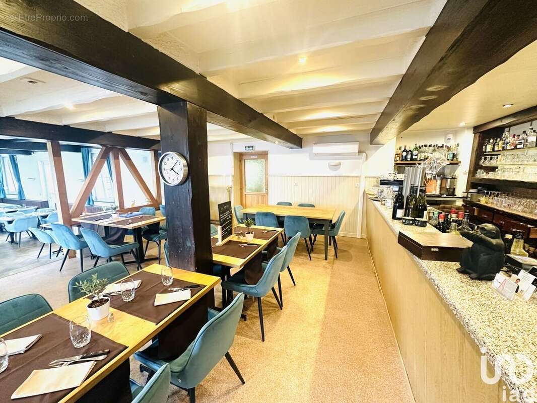 Photo 2 - Commerce à CERNAY