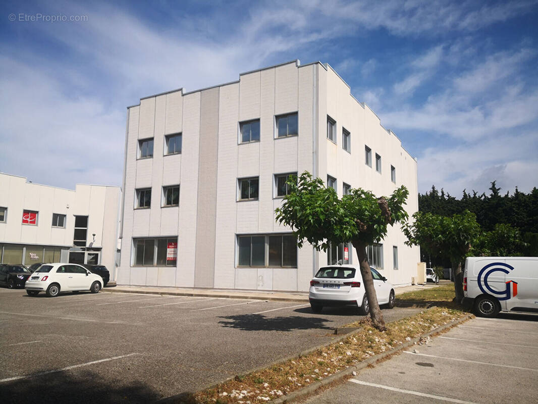 Appartement à SIX-FOURS-LES-PLAGES