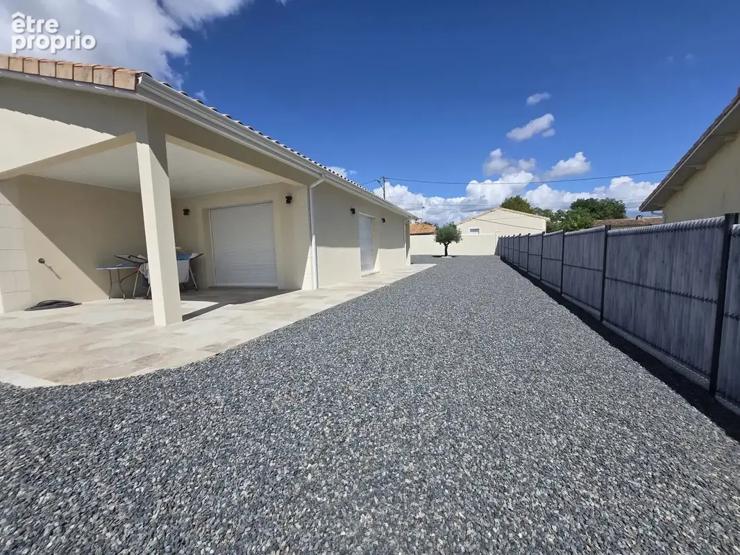 Maison 90 m² à Saint-Martin-Lacaussade  - photo 10
