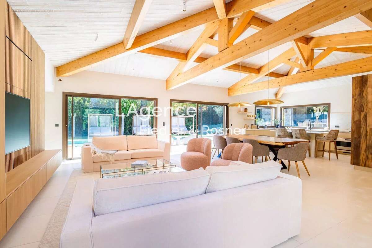 Maison à RAMATUELLE