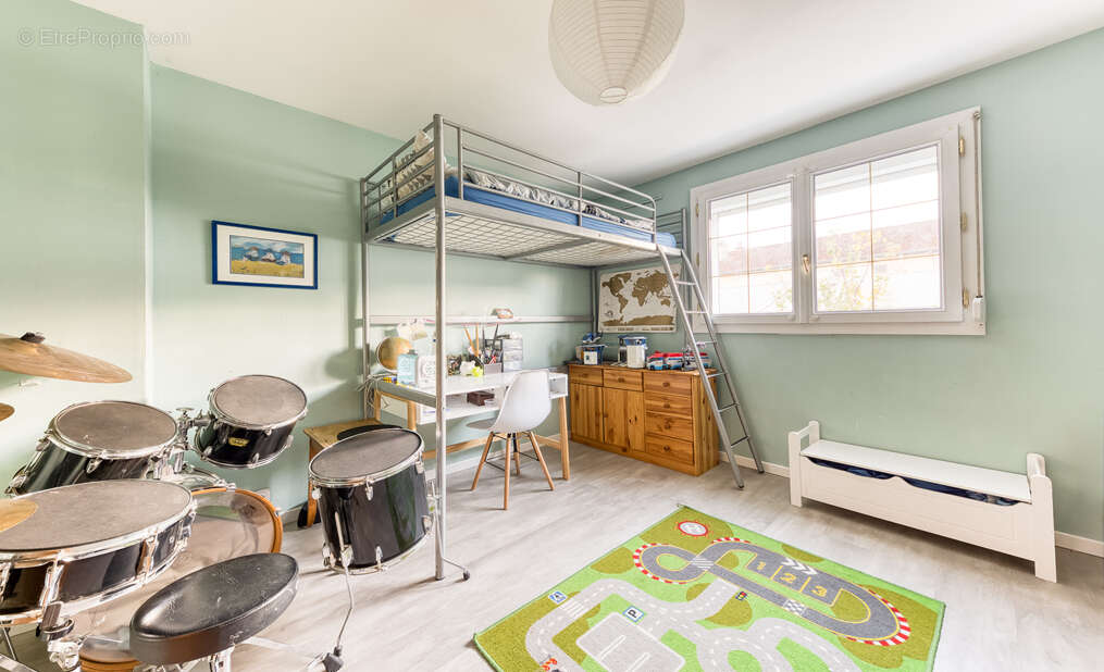 Maison à BRIE-COMTE-ROBERT