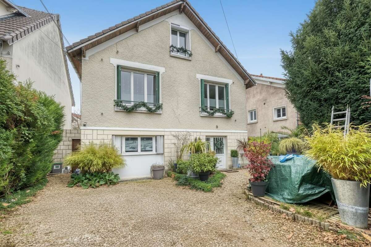 Maison à GOURNAY-SUR-MARNE