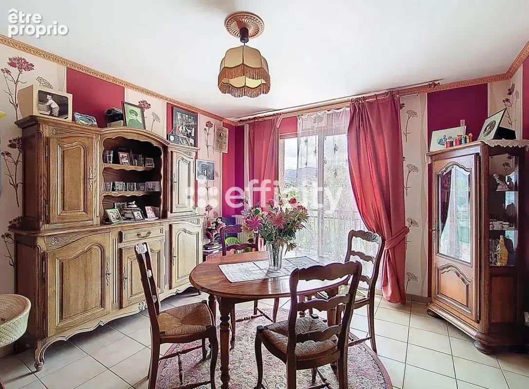 Maison 6 pièces 195 m² à vendre à Saint-Chamond (42400) - photo 4