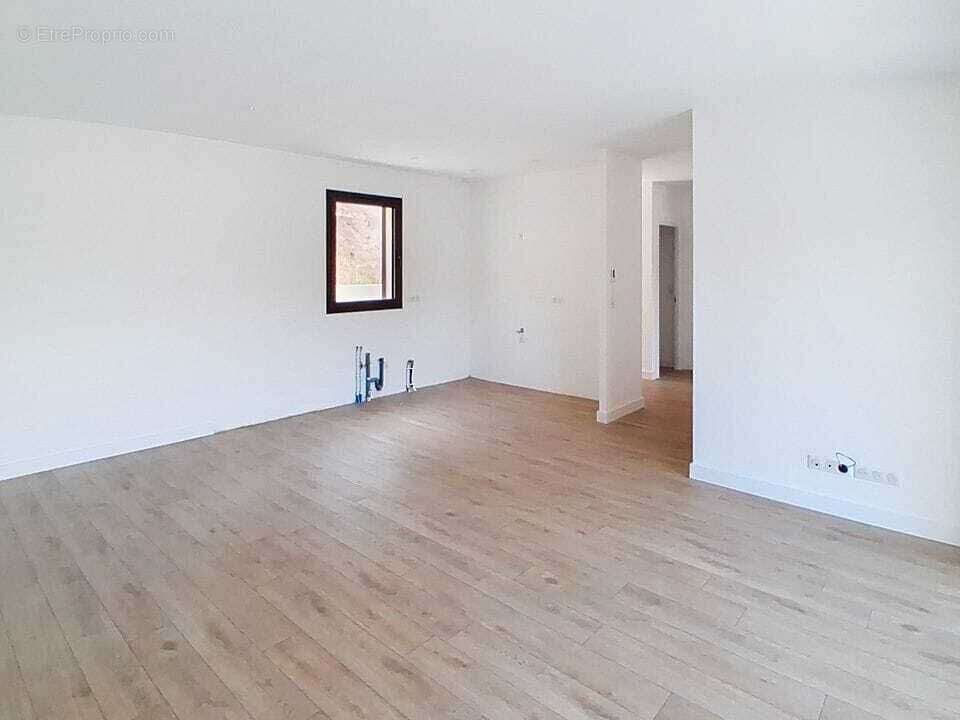 Appartement 64 m² à Pietrosella  - photo 8
