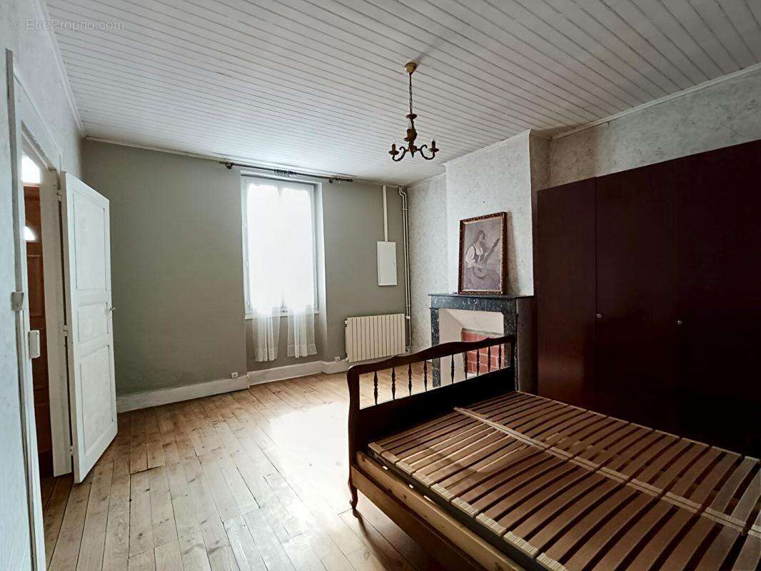 Maison à VILLENEUVE-SUR-LOT