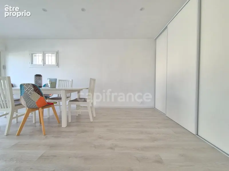 Maison à vendre 4 pièces ROYAN (17) - Piscine chauffée - Terrain de 375m² - photo 7