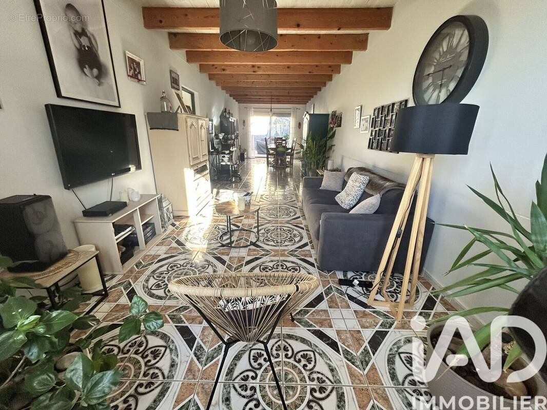 Photo 1 - Maison à VINON-SUR-VERDON