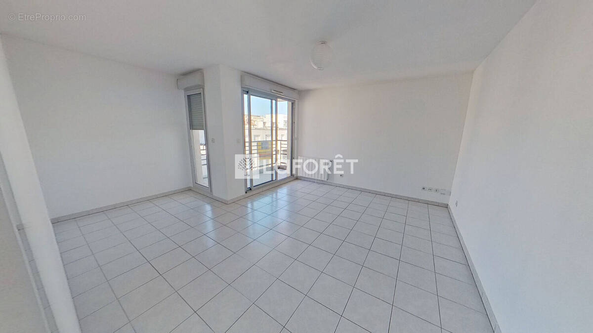 Appartement à LYON-8E