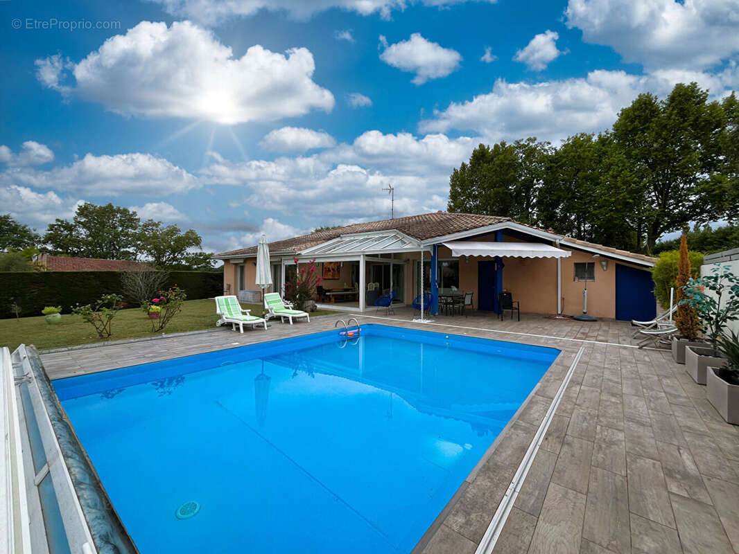 Maison à SAINT-GEOURS-DE-MAREMNE