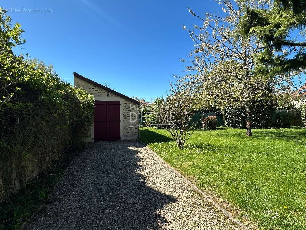 Maison à LA FERTE-GAUCHER