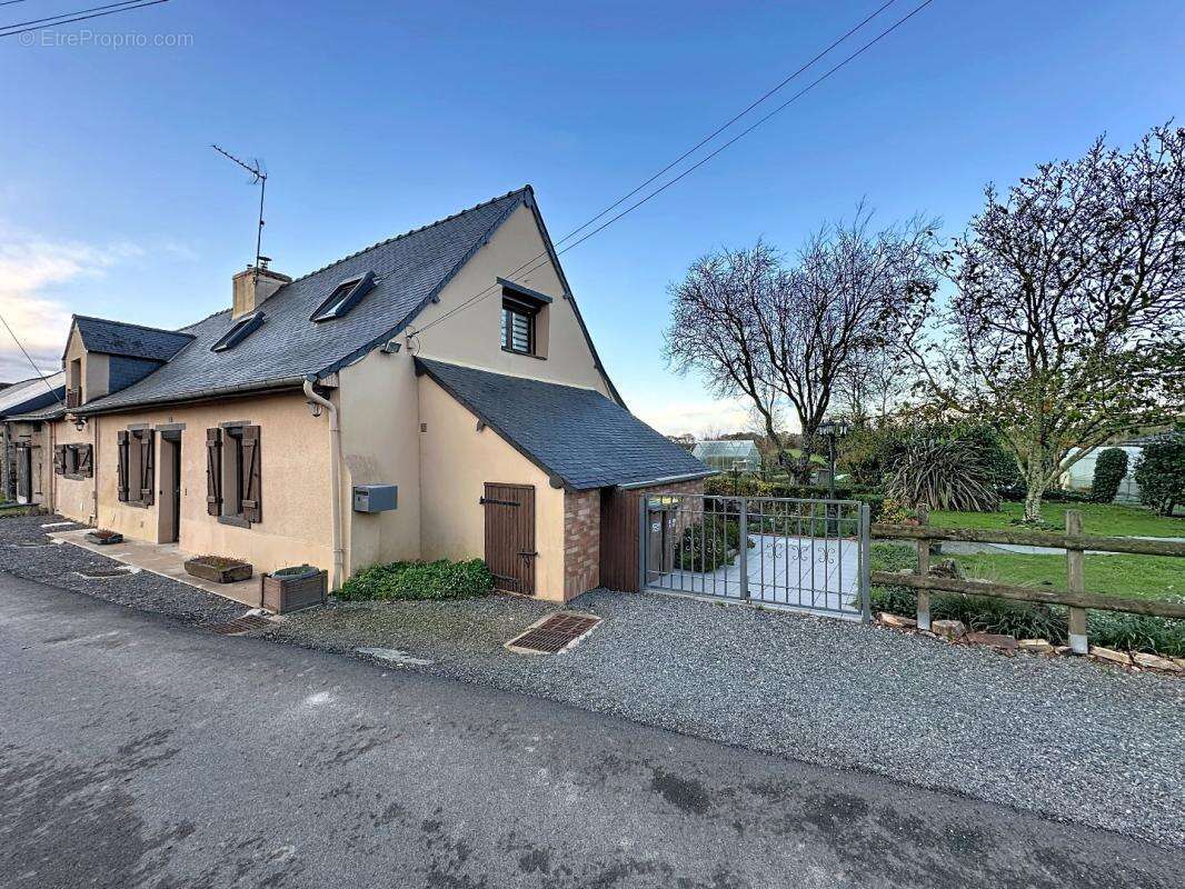 Maison à GUEMENE-PENFAO