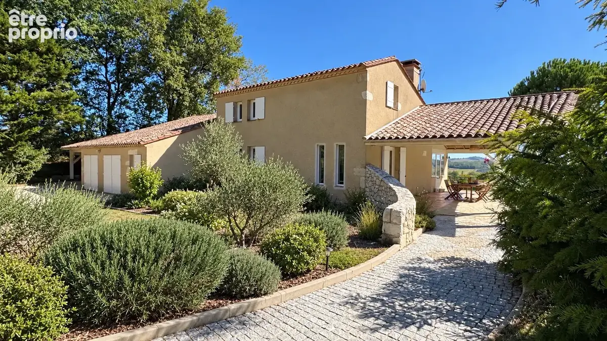 Maison à TOMBEBOEUF