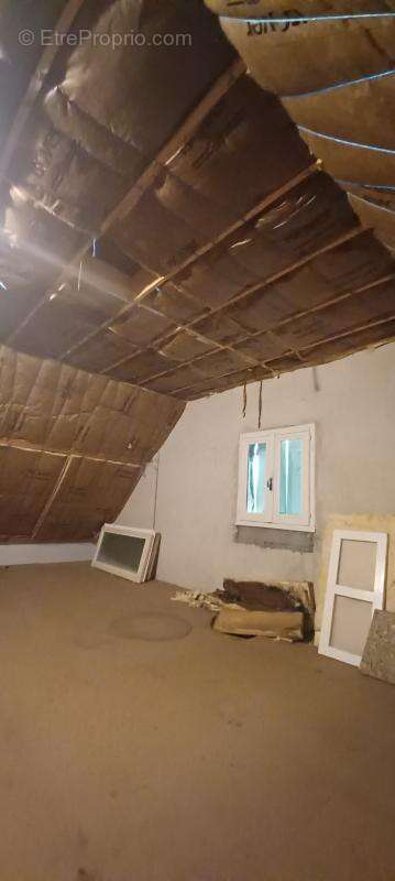 Maison 112 m² à Les Ternes  - photo 13