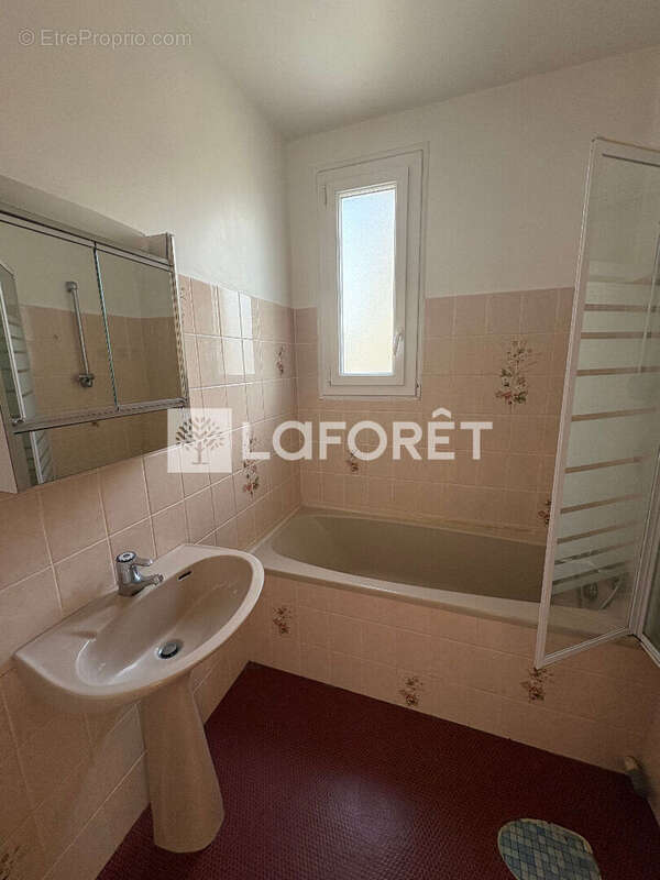 Appartement Hotel de Ville 72 m2 - photo 4
