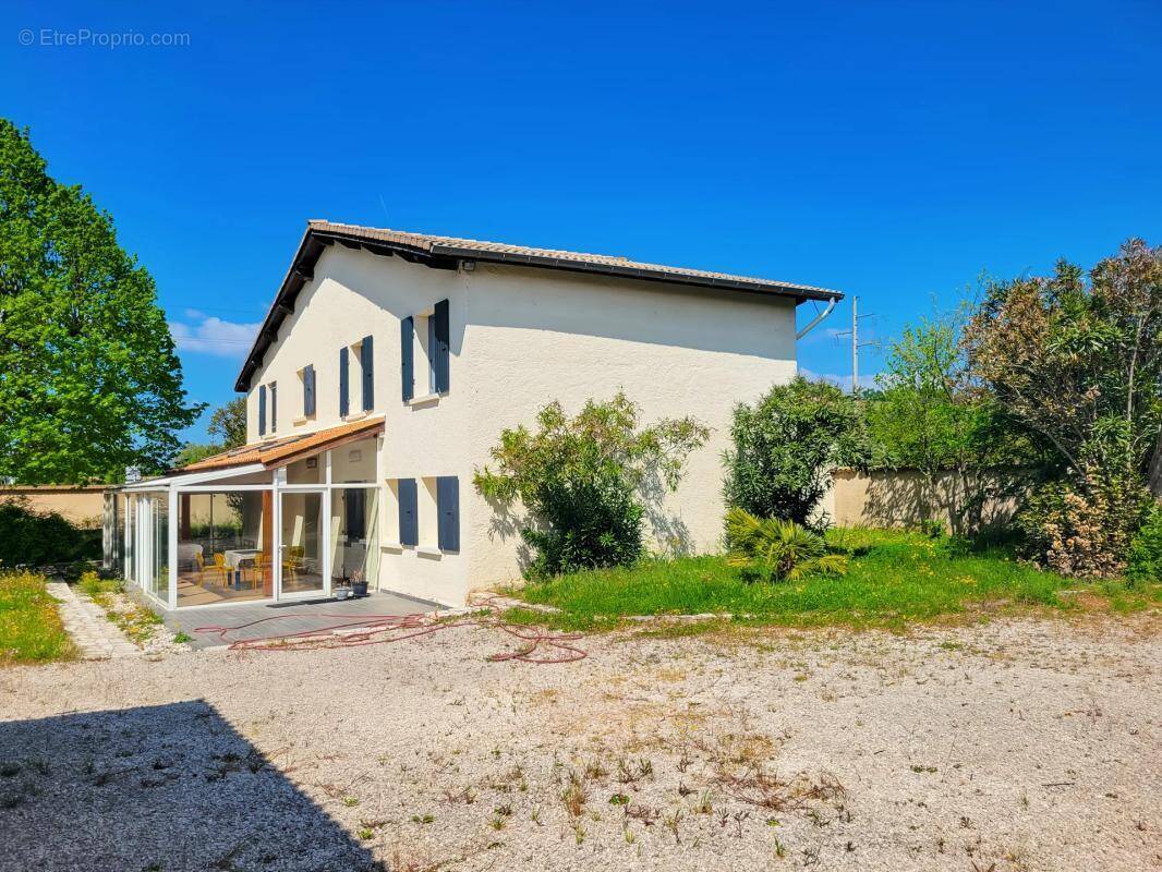 Maison à CHANOS-CURSON