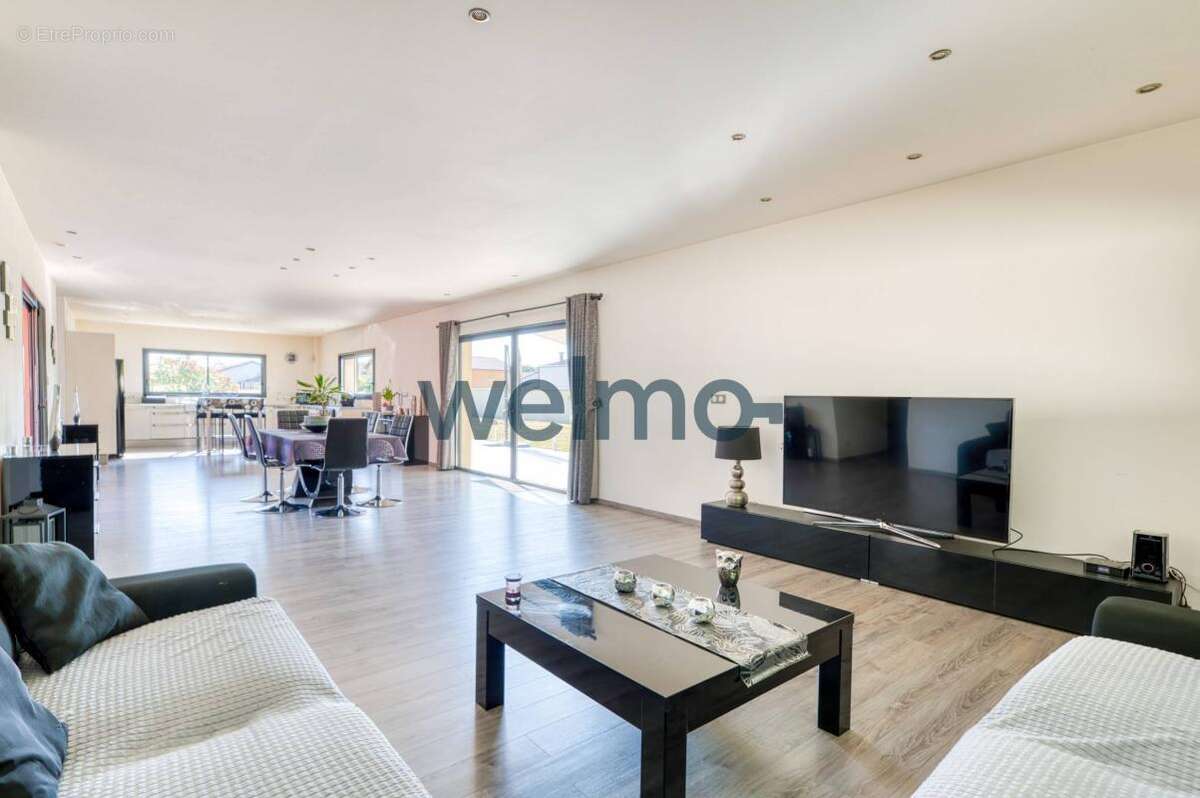 Maison à VILLEFRANCHE-SUR-SAONE