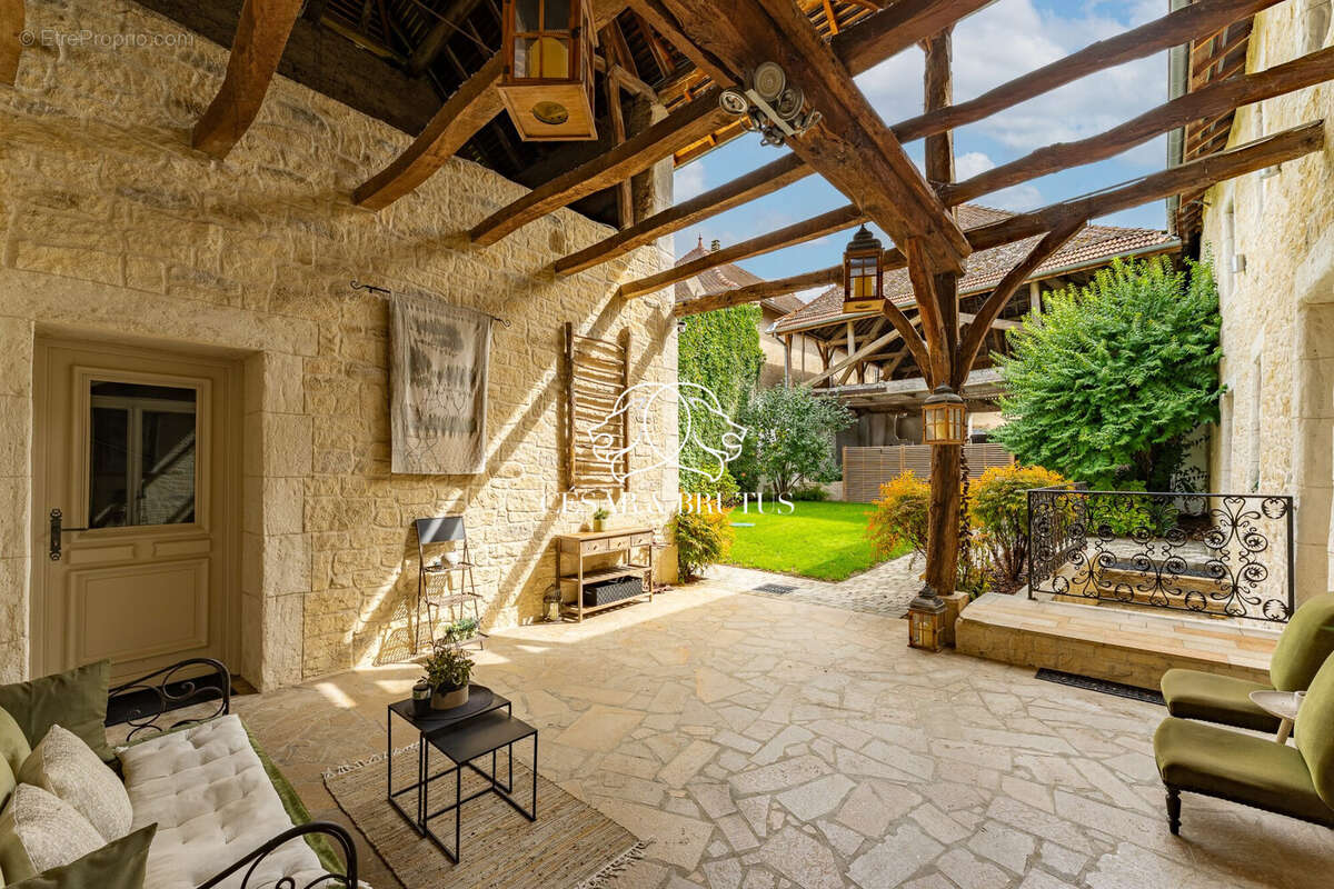 Maison à BOURGOIN-JALLIEU