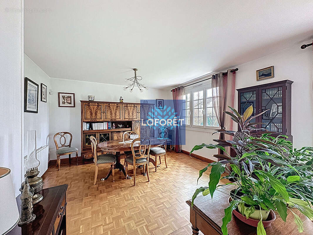 Maison à LE PLESSIS-PATE