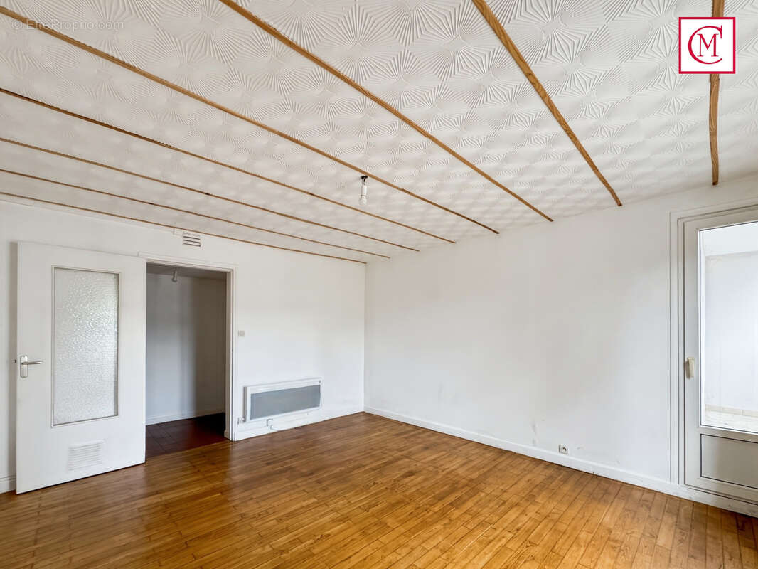Appartement à CROLLES